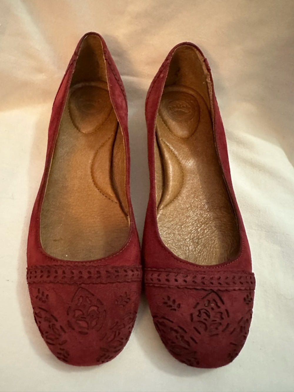 Nurture by Lamaze Red Suede Ballet Flats Women’s Size 7 Comfort Cushioned